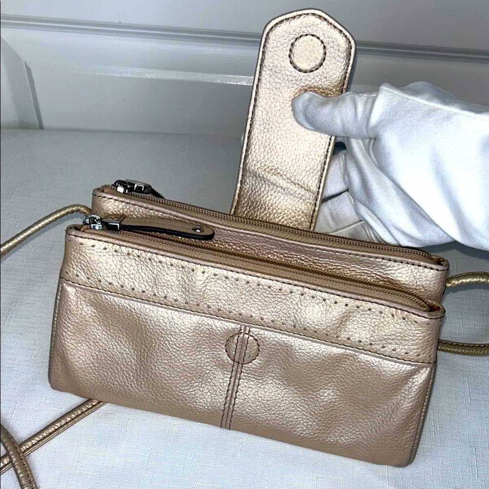 Tignanello Tan and Cream Crossbody with Soft Matte Finish Leather Vintage - Picture 5 of 17